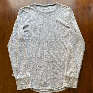 Hollister Long Sleeve T-Shirt Size L